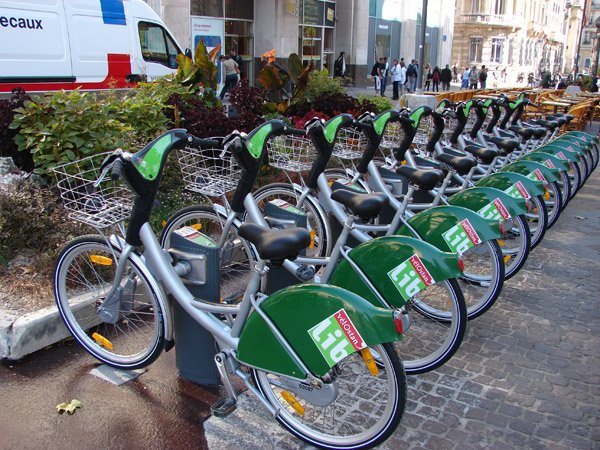 image d'un rangement de vélo stan